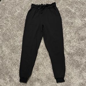 lululemon stretch high rise jogger, size 6, black
